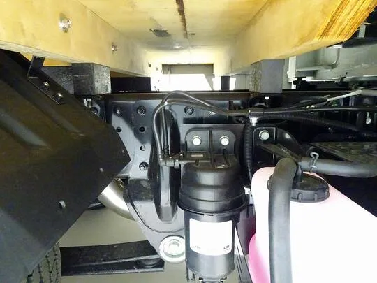 キャンター 2t 全低床 標準 Wキャブ/垂直PG付 未使用車