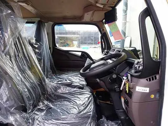 キャンター 2t 全低床 標準 Wキャブ/垂直PG付 未使用車