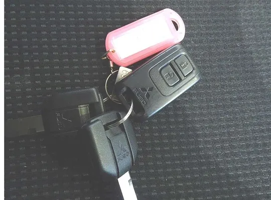 キャンター 2t 4WD 全低床 標準ロング 平ボデー