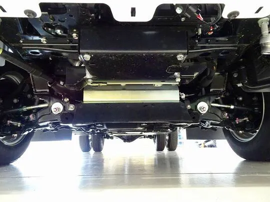 ダイナ 1.35t 4WD FJL Wタイヤ 垂直P/G付 未使用車