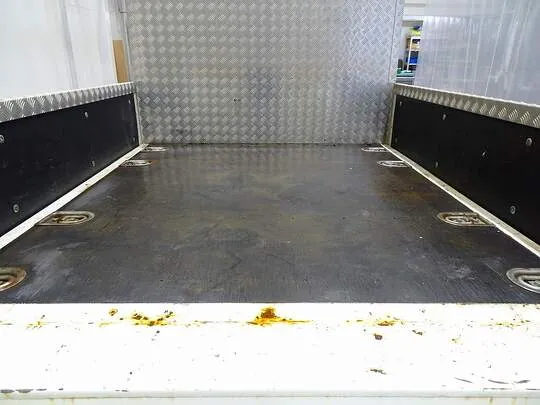 エルフ 2t FFL 標準 Wキャブ/垂直PG付 総重量5t未満