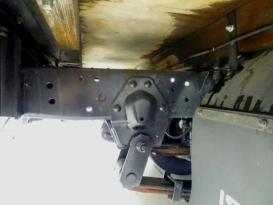 エルフ 2t FFL 標準 Wキャブ/垂直PG付 総重量5t未満