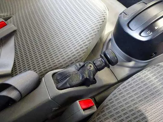 デュトロ 2t FJL 標準セミロング 平ボデー 総重量5t未満