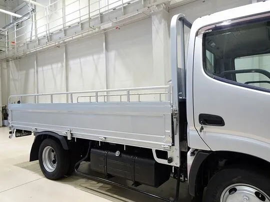 デュトロ 2t FJL 標準セミロング 平ボデー 総重量5t未満