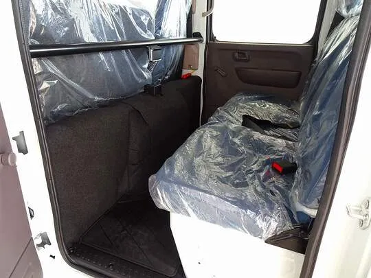 キャンター 2t 全低床 標準 Wキャブ/垂直PG付 未使用車