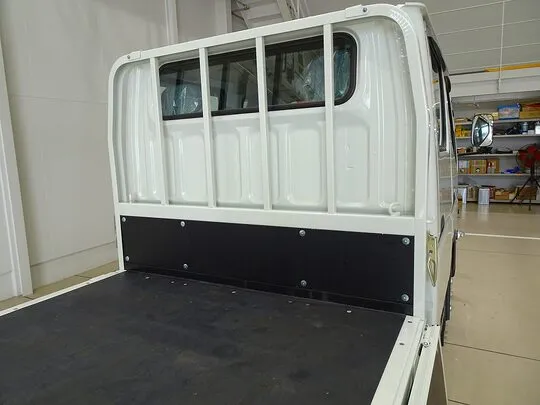 キャンター 2t 全低床 標準 Wキャブ/垂直PG付 未使用車