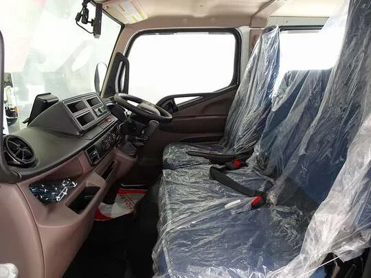 キャンター 2t 全低床 標準 Wキャブ/垂直PG付 未使用車