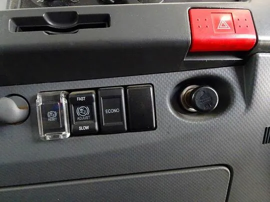 エルフ 2t 4WD FFL ワイドロング アルミバン