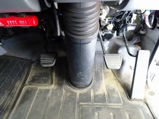 エルフ 2t 4WD FFL ワイドロング アルミバン