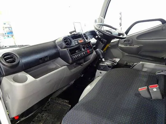 ダイナ 2t JL 標準 平ボデー 総重量5t未満