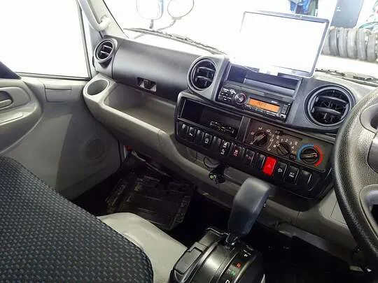 ダイナ 2t JL 標準 平ボデー 総重量5t未満