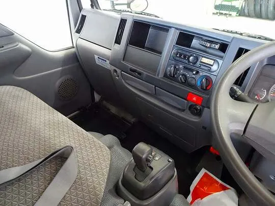 エルフ 1.5t 4WD FFL Sタイヤ 平ボデー