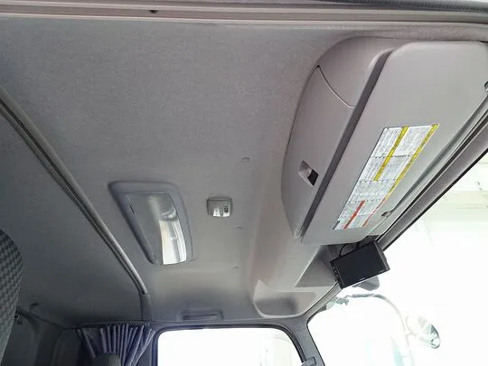 フォワード 2.7t ワイドベッド付 アルミウイング リアエアサス 210ps