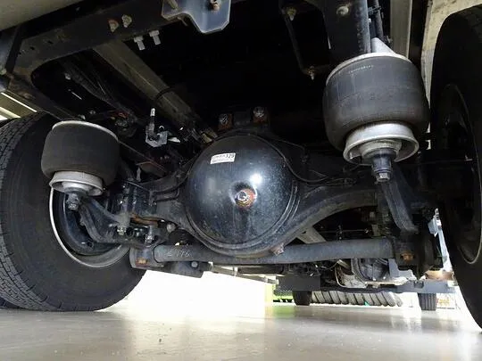 フォワード 2.7t ワイドベッド付 アルミウイング リアエアサス 210ps