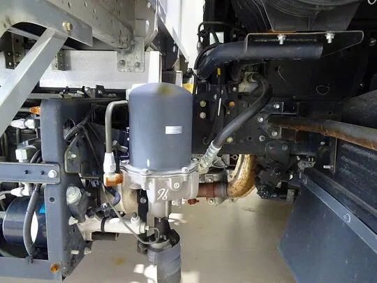 フォワード 2.7t ワイドベッド付 アルミウイング リアエアサス 210ps