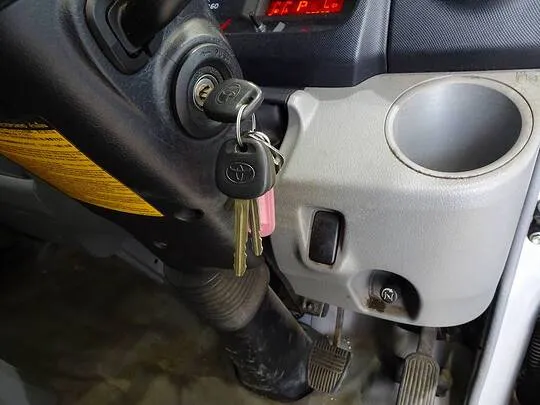 トヨエース 2t FJL 標準 平ボデー 総重量5t未満