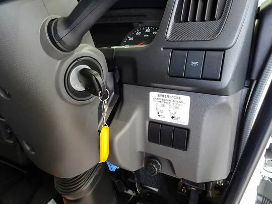 フォワード 3.15t 標準ベッドレス 深ダンプ 210ps