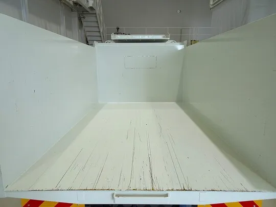 フォワード 3.15t 標準ベッドレス 深ダンプ 210ps