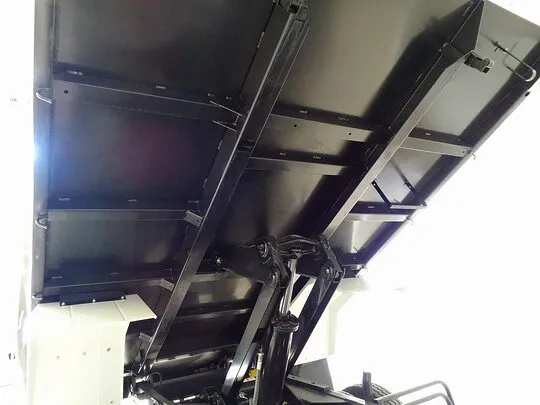 フォワード 3.15t 標準ベッドレス 深ダンプ 210ps