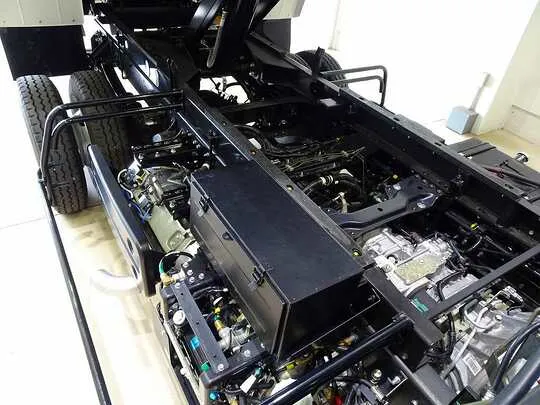 フォワード 3.15t 標準ベッドレス 深ダンプ 210ps