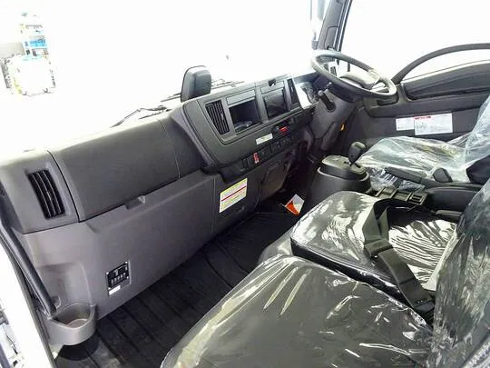 フォワード 3.15t 標準ベッドレス 深ダンプ 210ps