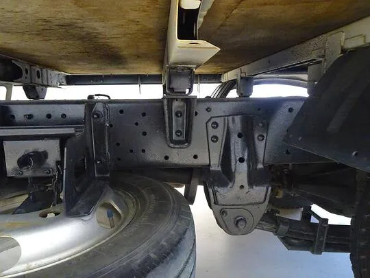 デュトロ 2t FJL 標準 平ボデー