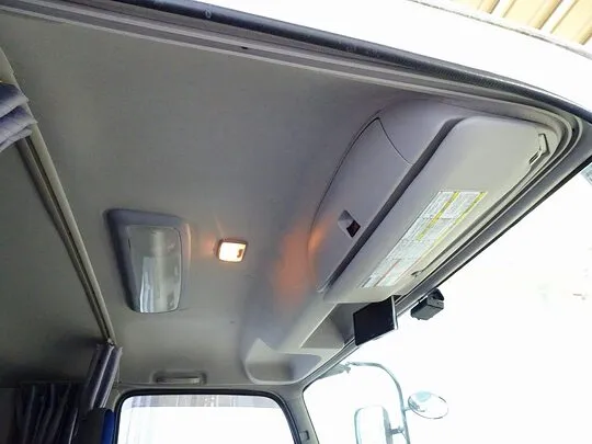 フォワード 7.3t 増トン ワイドベッド付 アルミウイング リアエアサス 240ps