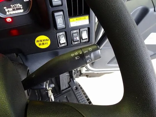 フォワード 7.3t 増トン ワイドベッド付 アルミウイング リアエアサス 240ps