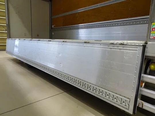 フォワード 7.3t 増トン ワイドベッド付 アルミウイング リアエアサス 240ps