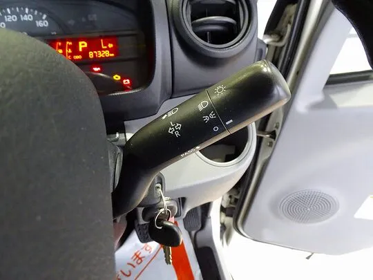 デュトロ 2t FJL 標準 平ボデー