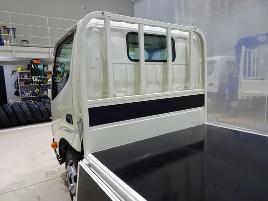 デュトロ 2t FJL 標準 平ボデー