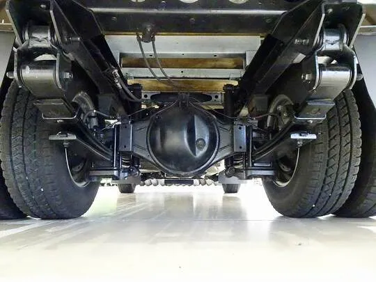 デュトロ 2t FJL 標準 平ボデー