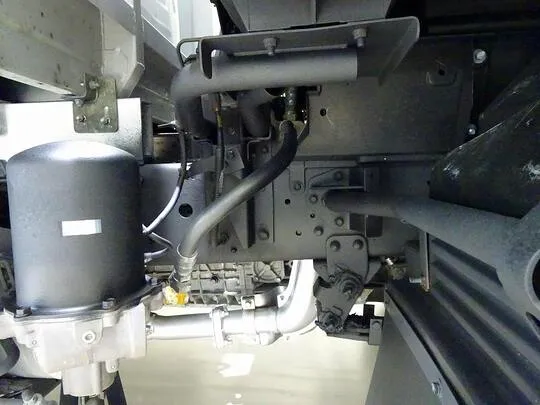 フォワード 2.7t ワイドベッド付 アルミウイング リアエアサス 210ps