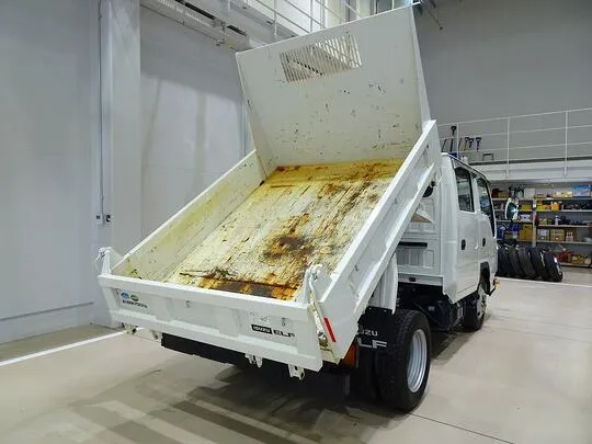 エルフ 1.75t FFL 標準 Wキャブ/標準ダンプ 総重量5t未満