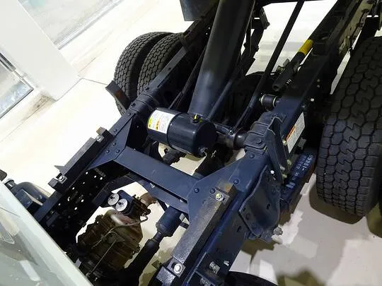 エルフ 1.75t FFL 標準 Wキャブ/標準ダンプ 総重量5t未満