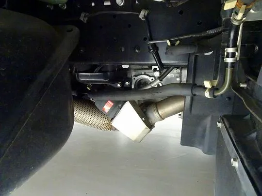 エルフ 1.75t FFL 標準 Wキャブ/標準ダンプ 総重量5t未満