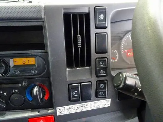 【年次点検済】エルフ 3t 高床 標準セミロング タダノ4段クレーン付