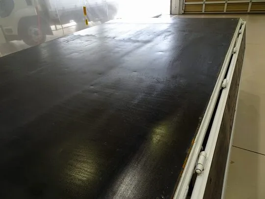 【年次点検済】エルフ 3t 高床 標準セミロング タダノ4段クレーン付