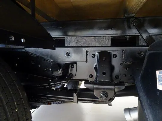 【年次点検済】エルフ 3t 高床 標準セミロング タダノ4段クレーン付