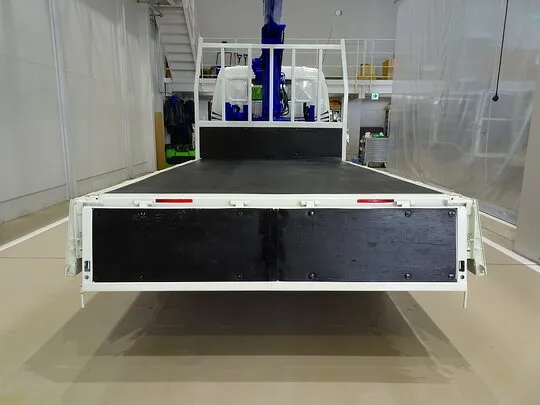 【年次点検済】デュトロ 2t 4WD FJL 標準セミロング タダノ4段クレーン付