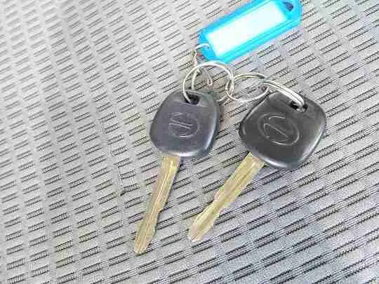 【年次点検済】デュトロ 2t 4WD FJL 標準セミロング タダノ4段クレーン付