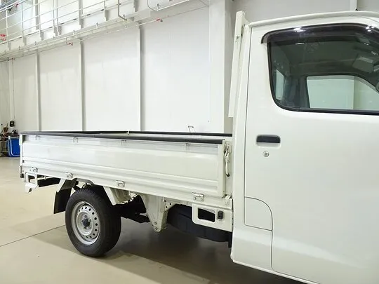 タウンエーストラック DX 0.75t 4WD Sタイヤ 平ボデー ガソリン