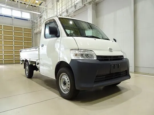 タウンエーストラック DX 0.75t 4WD Sタイヤ 平ボデー ガソリン