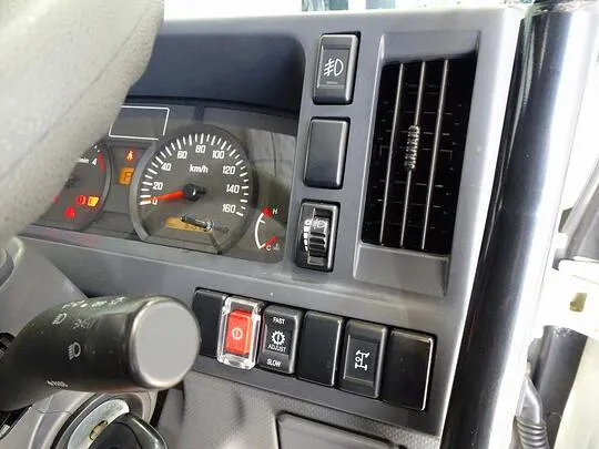 エルフ 1.75t FFL 標準 Wキャブ/標準ダンプ 総重量5t未満