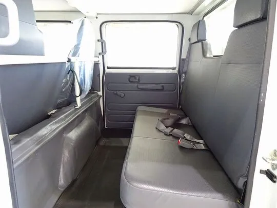 エルフ 1.75t FFL 標準 Wキャブ/標準ダンプ 総重量5t未満