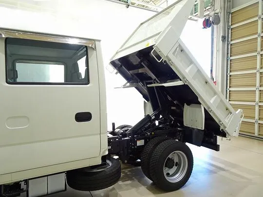 エルフ 1.75t FFL 標準 Wキャブ/標準ダンプ 総重量5t未満