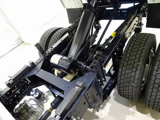 エルフ 1.75t FFL 標準 Wキャブ/標準ダンプ 総重量5t未満