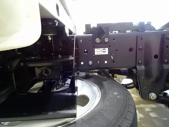 エルフ 1.75t FFL 標準 Wキャブ/標準ダンプ 総重量5t未満