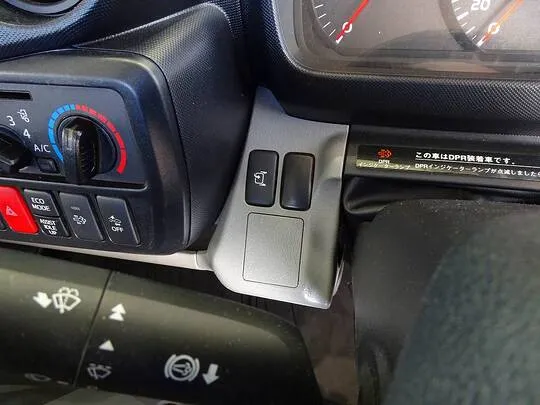 デュトロ 2t 4WD FJL 標準 平ボデー