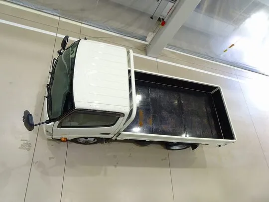 デュトロ 2t 4WD FJL 標準 平ボデー